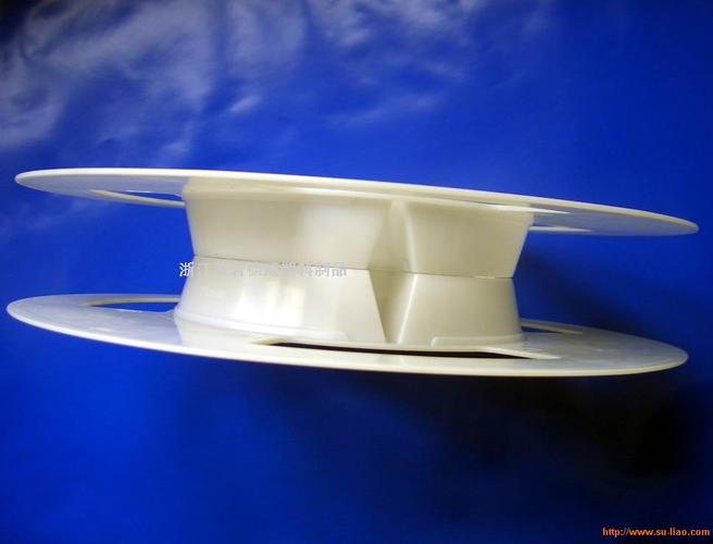 供应产品 塑料卷盘模具   我司是专业制造塑料卷盘和塑料制品模具的